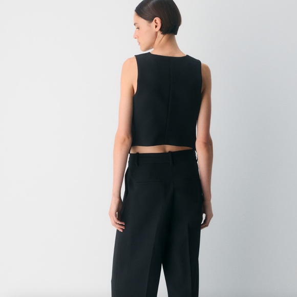 Aritzia Babaton Deniro Vest - (Re)ssential - Picture 5 of 5